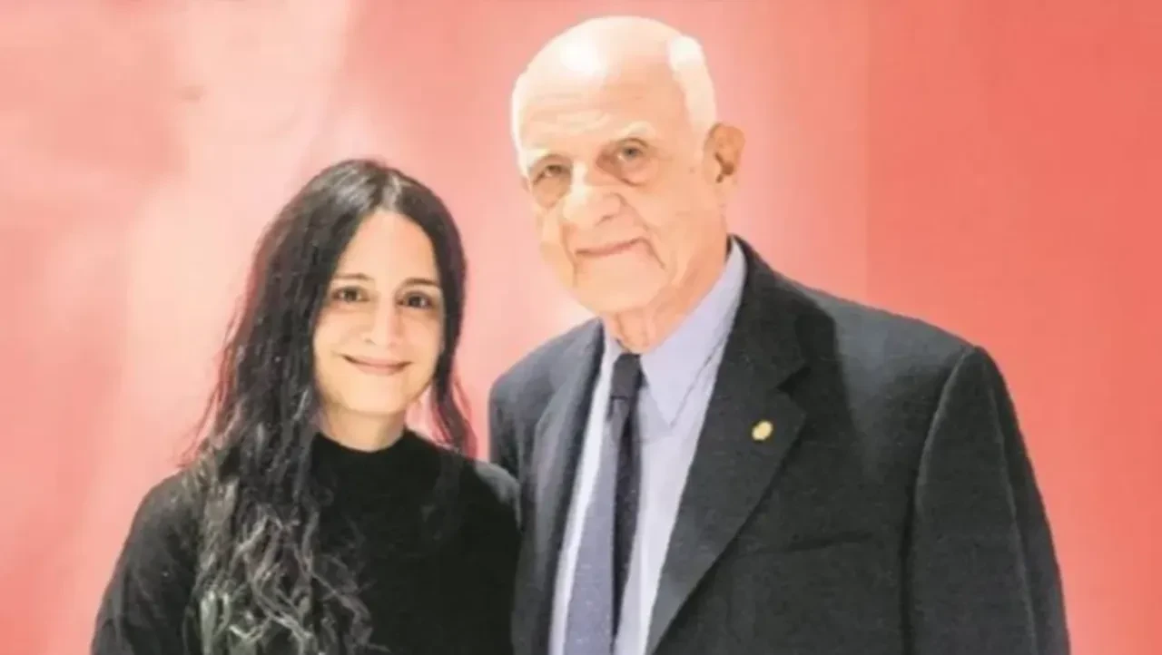 Inan Kirac Yogun Bakima Kaldirildi Ipek Kirac Hastaneye Kostu 3244757 202508281218 1