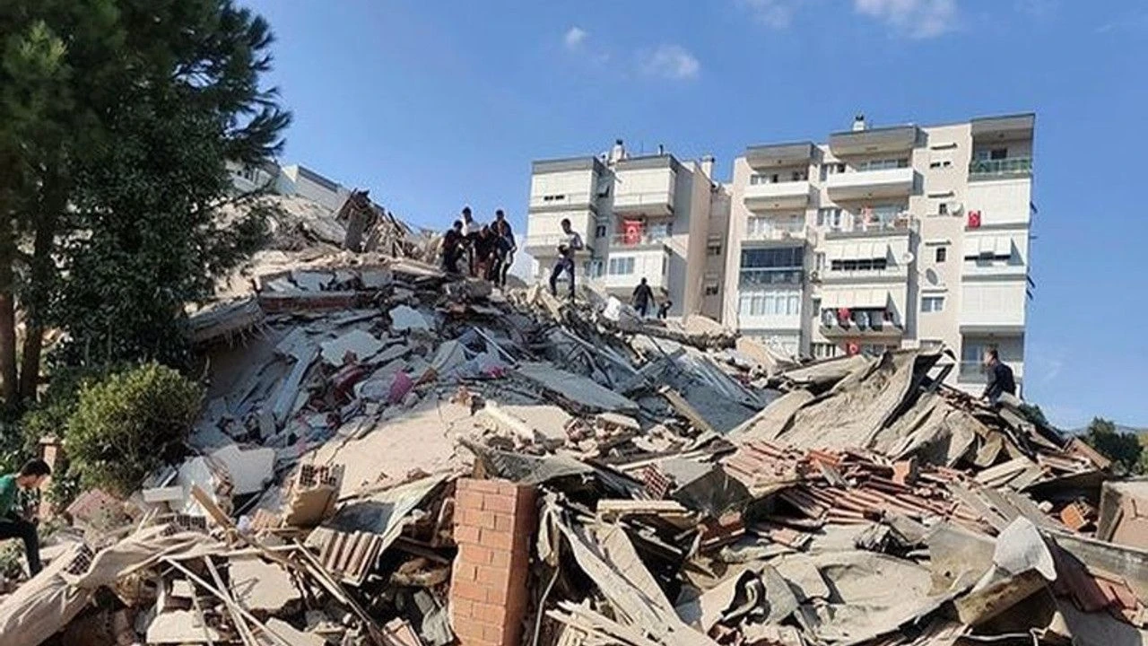 Izmir Deprem 3
