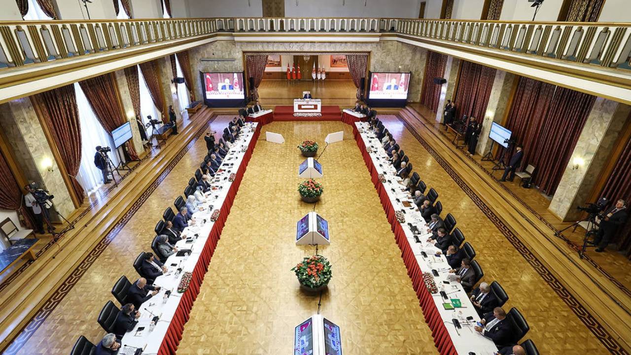 Komisyonun Adi Milli Dayanisma Kardeslik Ve Demokrasi Oldu