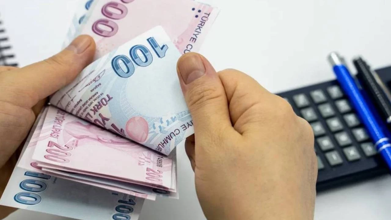 Son Dakika Memur Ve Emekliye Zam Pazarliginda Yeni Gorusme Bugun Ikinci Teklif Yapilacak Mi Bpnq Cover