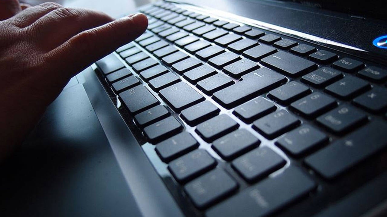 Ticaret Bakanligi Ndan 30 Sosyal Medya Hesabina Erisim Engeli