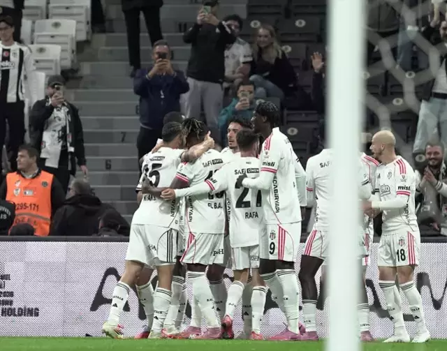 Besiktas Derbi Oncesi Ucusa Gecti 19099783 2546 M