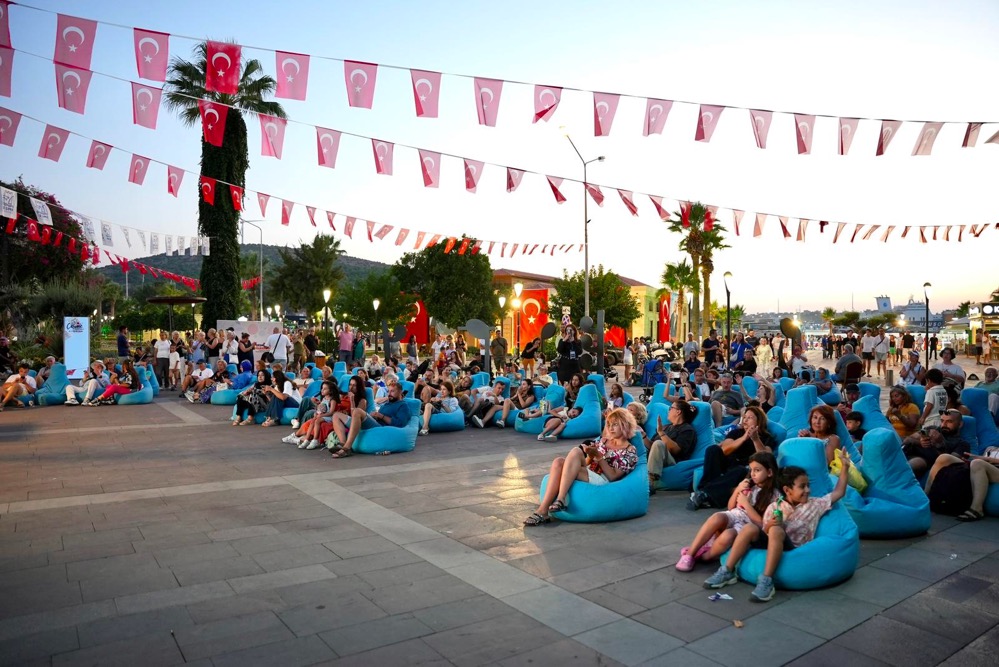 Çeşme Festivali’nde Ilk Gün Coşkusu5
