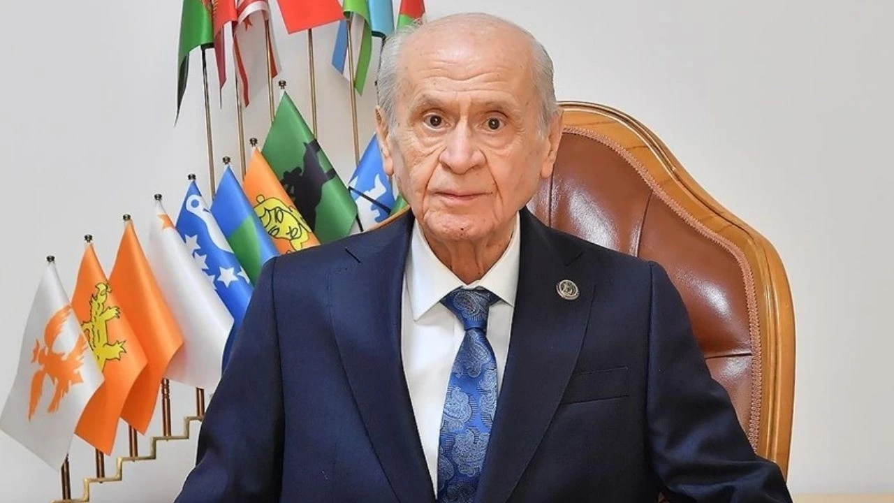 Devlet Bahceli Annelerimizin Akan Yaslari Kurumadikca Rahat Olamayiz Ttcv Cover