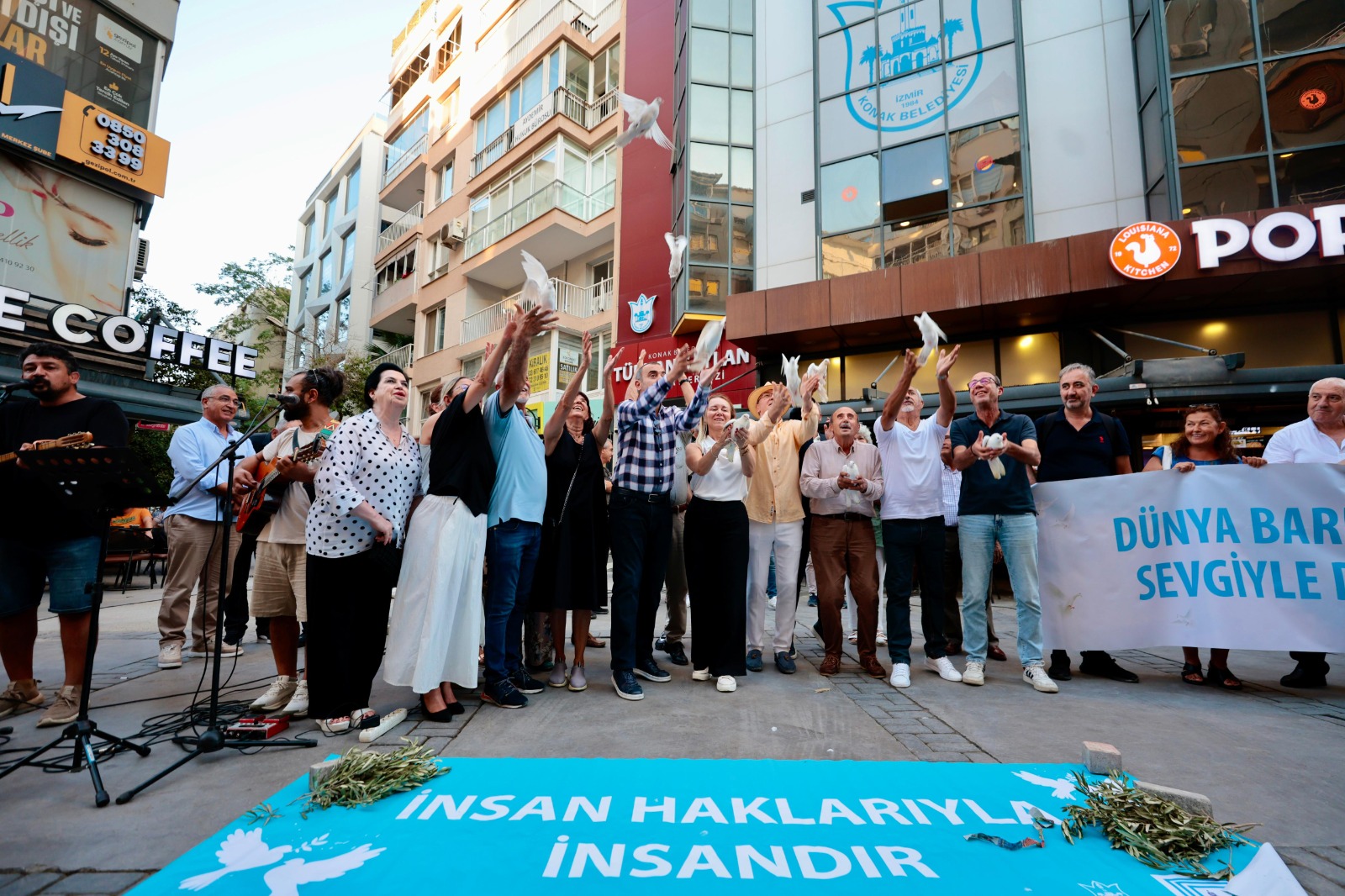 Dünya Barış Günü’nde Demokrasi Ve Adalet Vurgusu (8) (1)