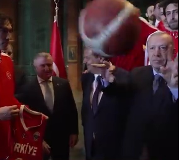 Ekran Görüntüsü 2025 09 16 232119