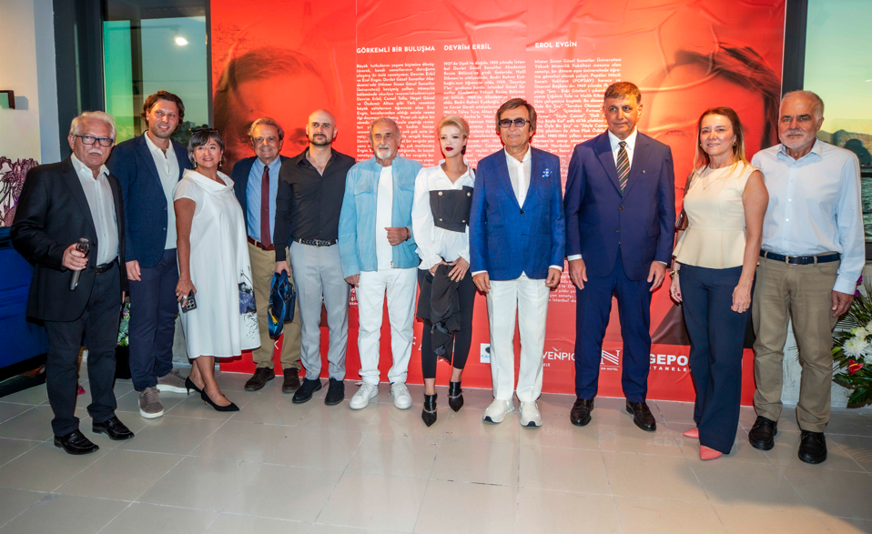 Devrim Erbil ve Erol Evgin’den Konak Pier’de “Yan Yana” sergi