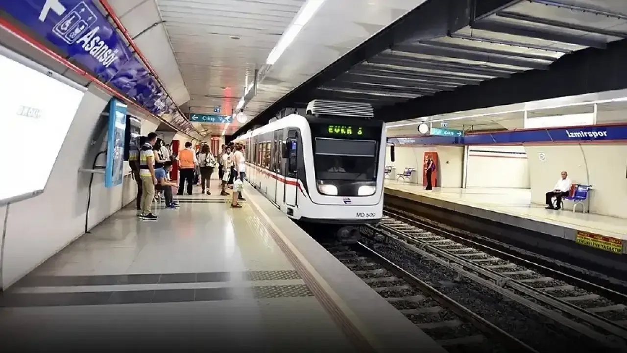 Izmir Metro Kapak 3
