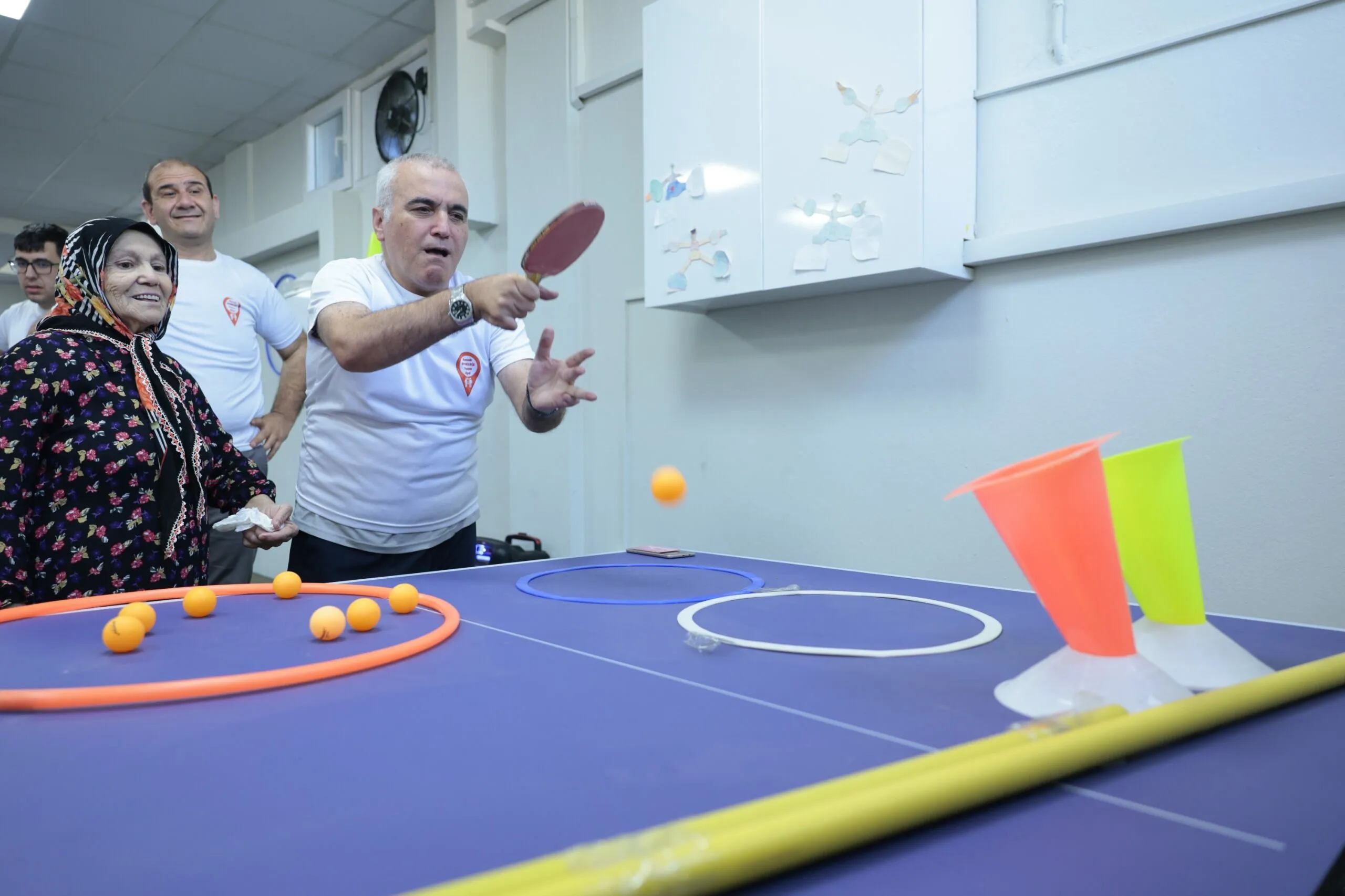 Konak Engelsiz Yasam Koyunun Cocuk Yurekli Abisi 6