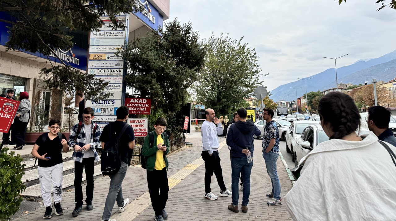 Kutahyada Deprem 1759054830