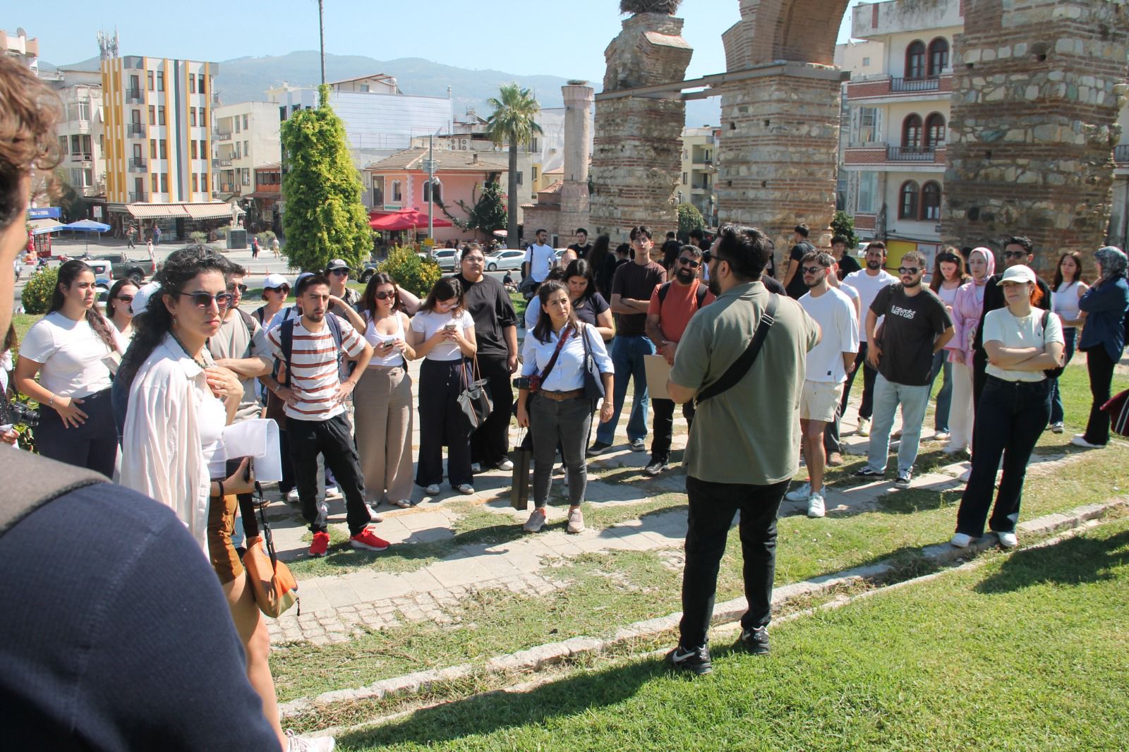 Mimarlık Öğrencileri (5) (1)