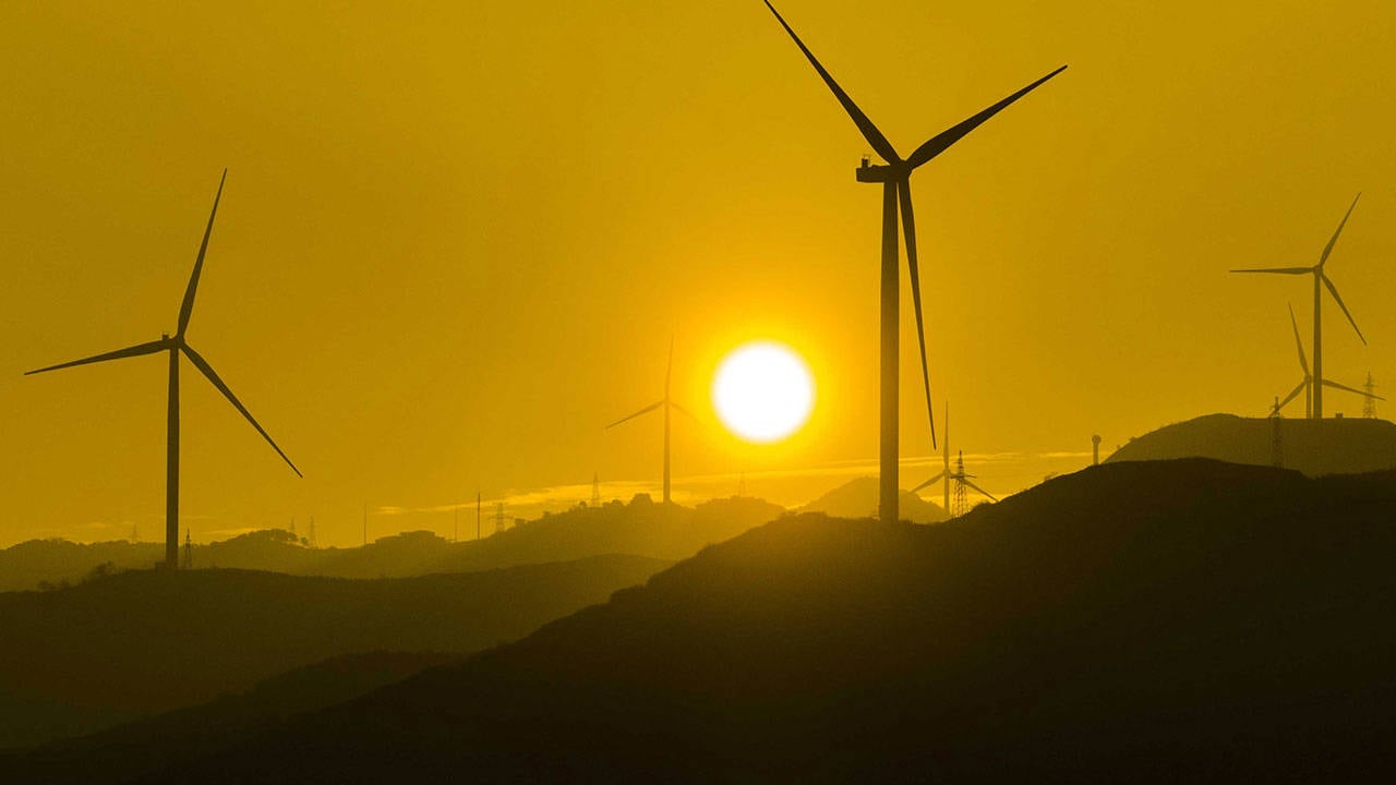 Ruzgar Ve Gunesten Elektrik Uretimi Artti