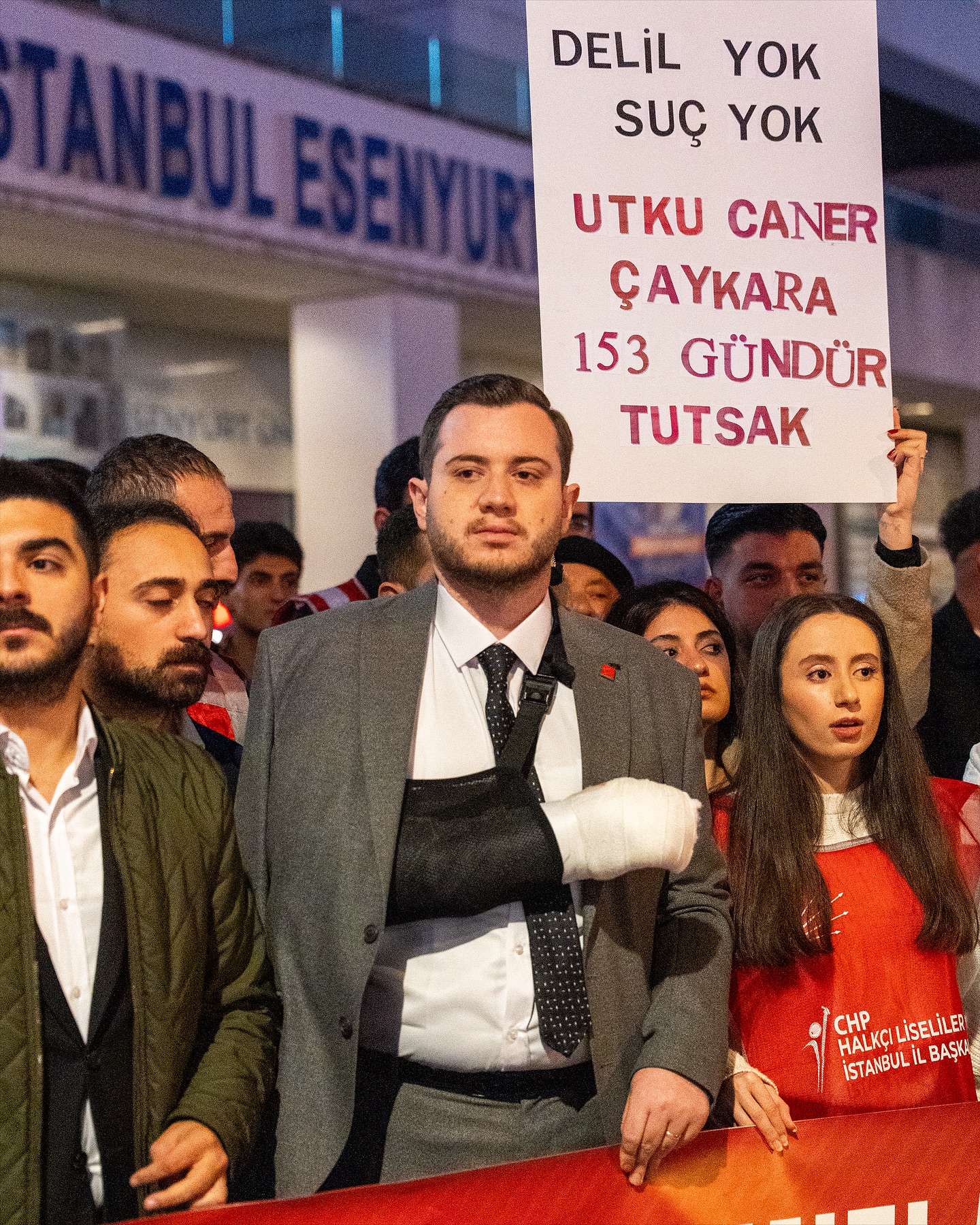 572636781 18390784000121437 2693176508772235670 N