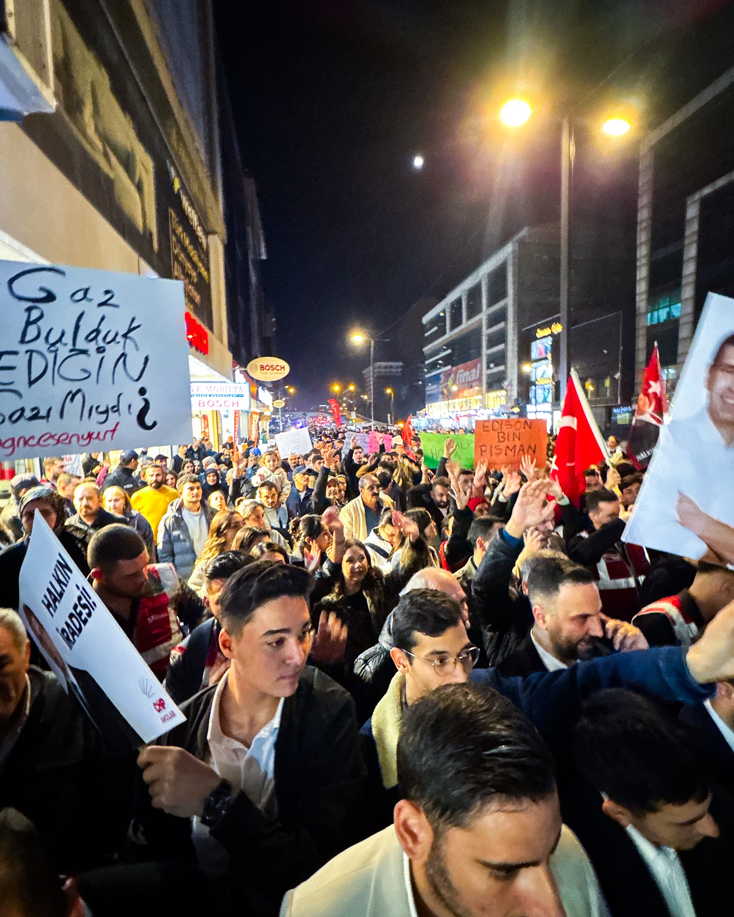 573803941 18390783928121437 3237756339551259347 N