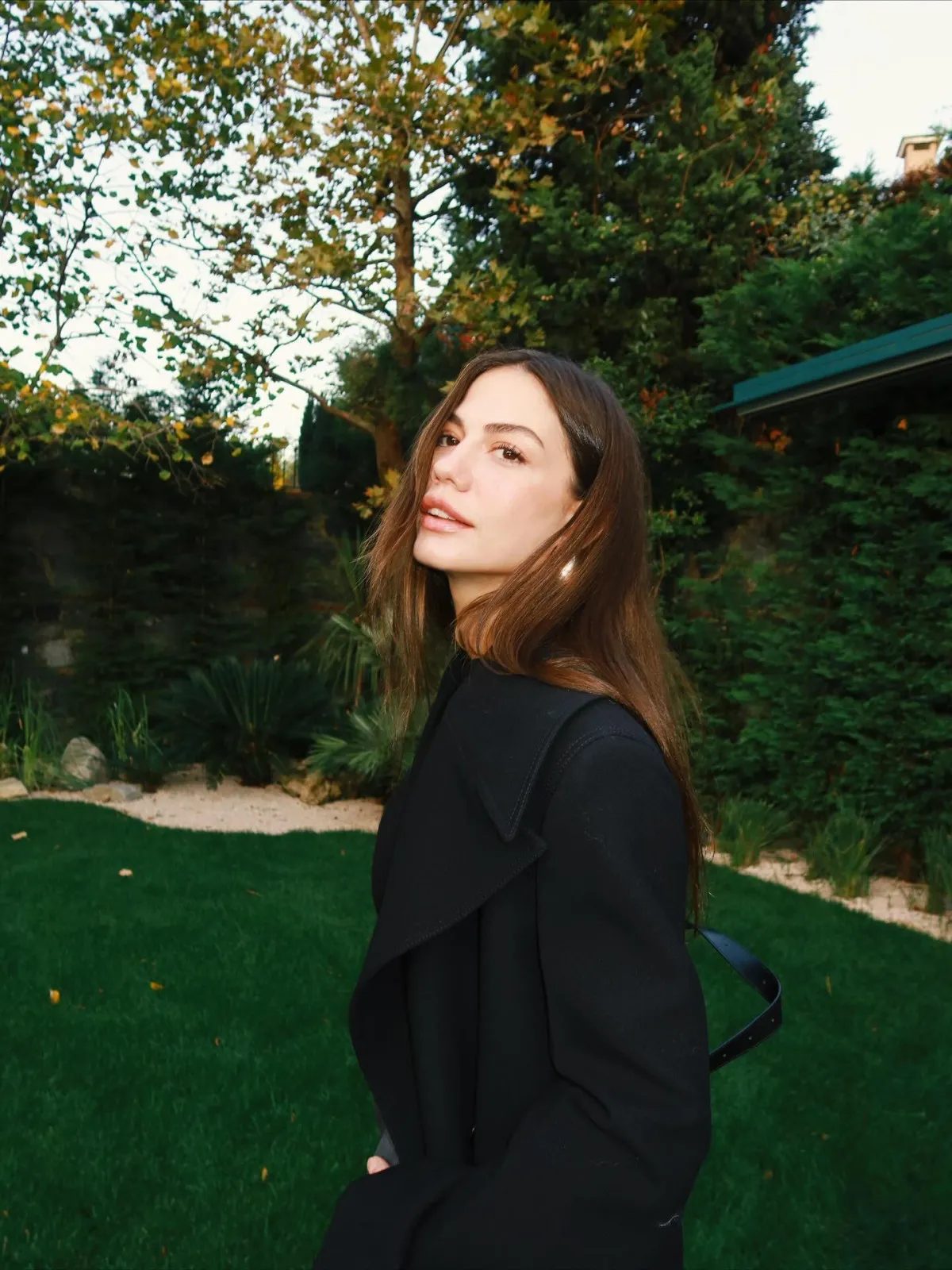 69047Be95D1B4187 W1200Xh1600