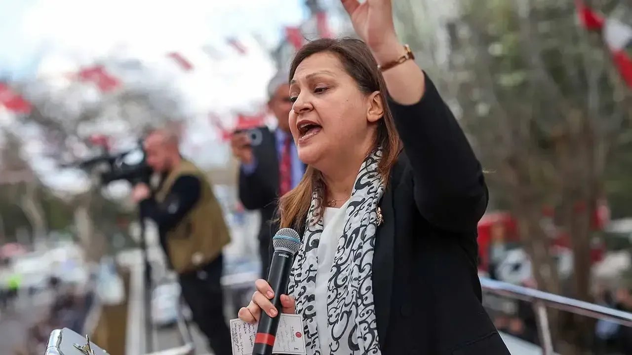 Afyonkarahisar Belediye Baskani Burcu Koksal Iddialari Ak Parti Ye Mi Katiliyor 1