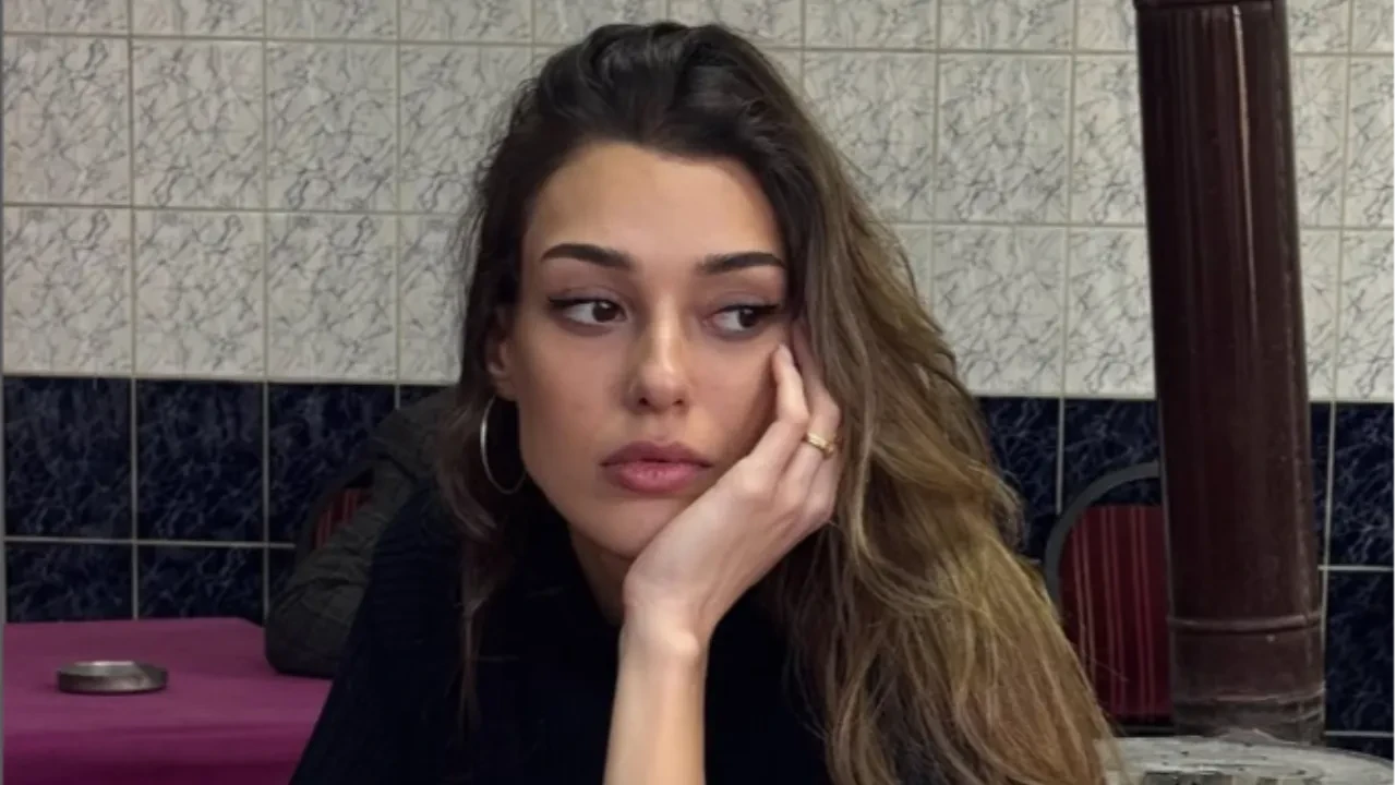 Dilan Cicek Denizden Bir Garip Aciklama Oyunculuk Kutsal Bir Meslek Degil 3258623