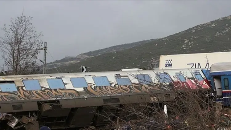 Etiyopya Da Tren Kazasinda 15 Kisi Oldu