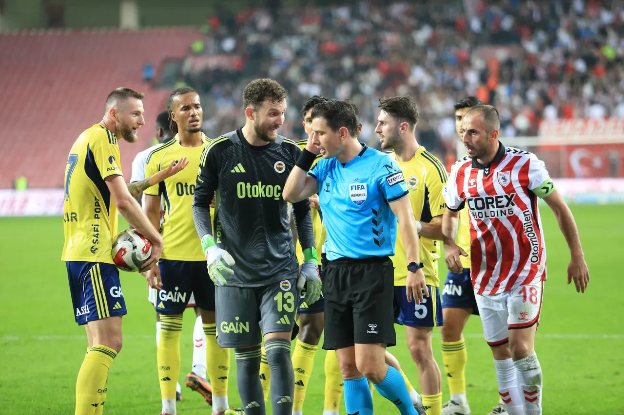 Fenerbahcede Yeni Kriz Futbolcularin Test Sonuclari Soke Etti Fatura Jose Mourinhoya 3255965 202510140940 1