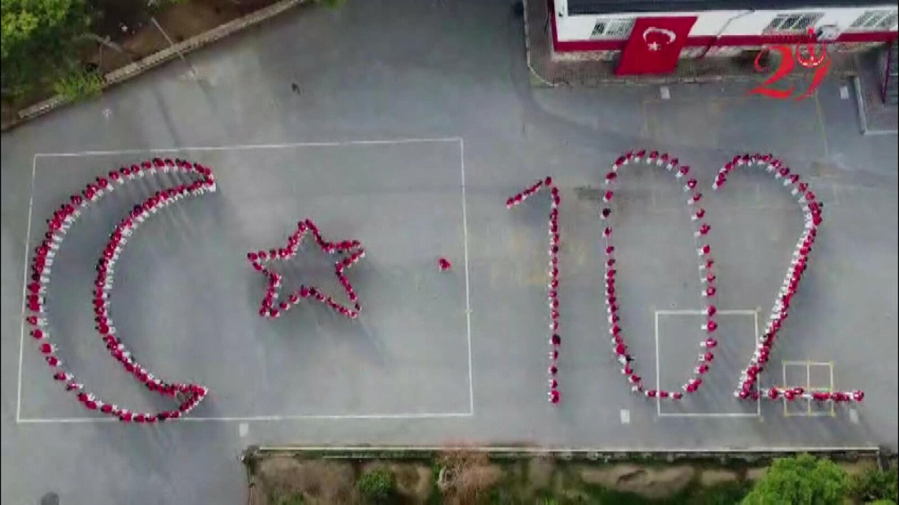 I Z M I R D E O G R E N C I L E R D E N 29 E K I M E O Z E L K O 989018 293514