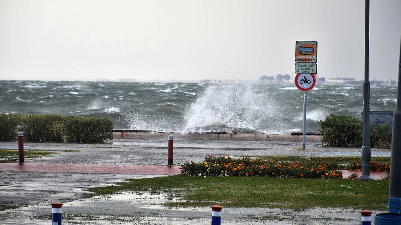 Izmir De Bugun Hangi Ilcelerde Yagmur Bekleniyor Izmir Tum Ilcelere Gore Hava Durumu 26 Subat 2025