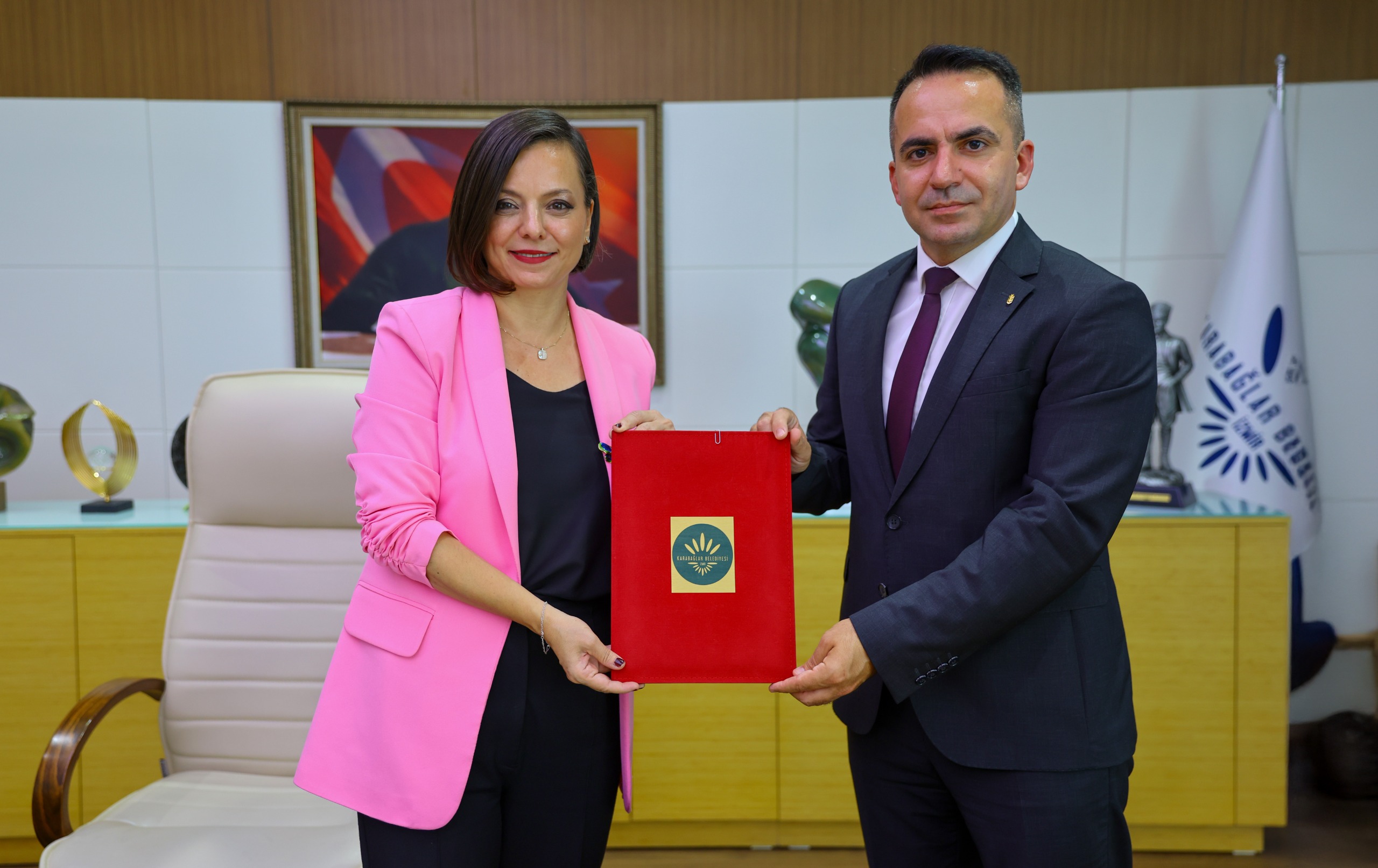 Karabağlar Belediyesi Işçilere Yüksek Promosyon (1)