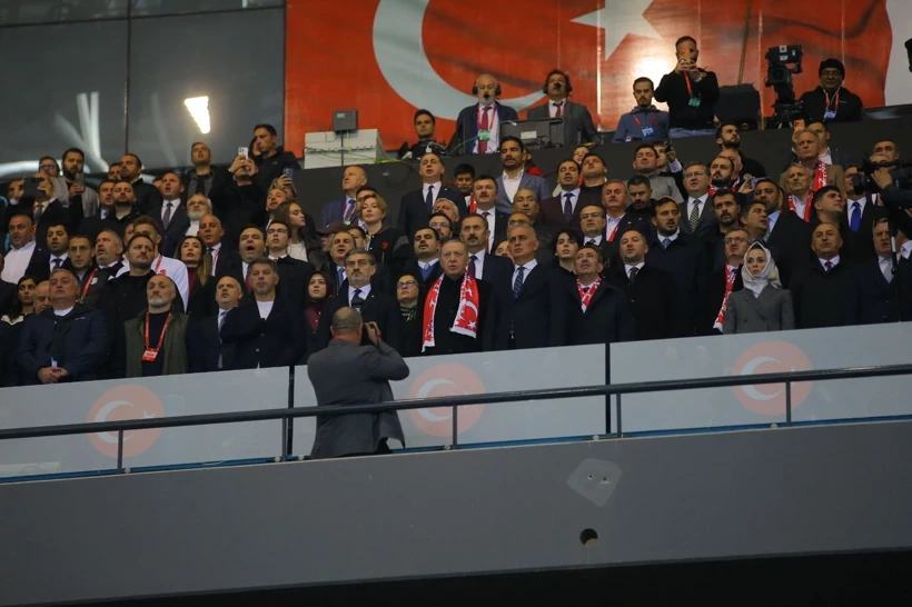 Kocaelide Gorkemli Gece Turk Onde Vhds