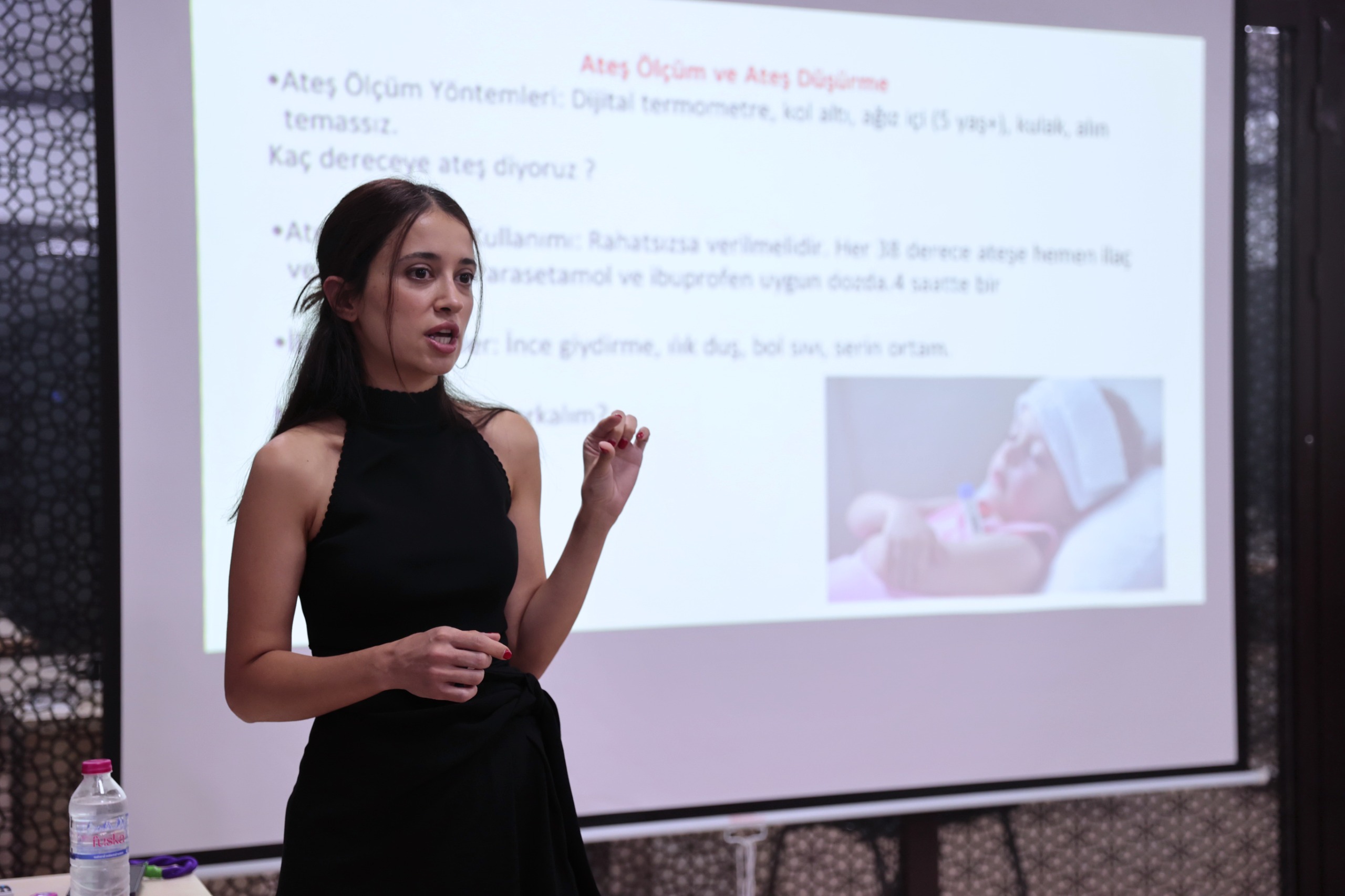 ‘Mutlu Çocuklar’ın Anneleri Seminere Katıldı (1)