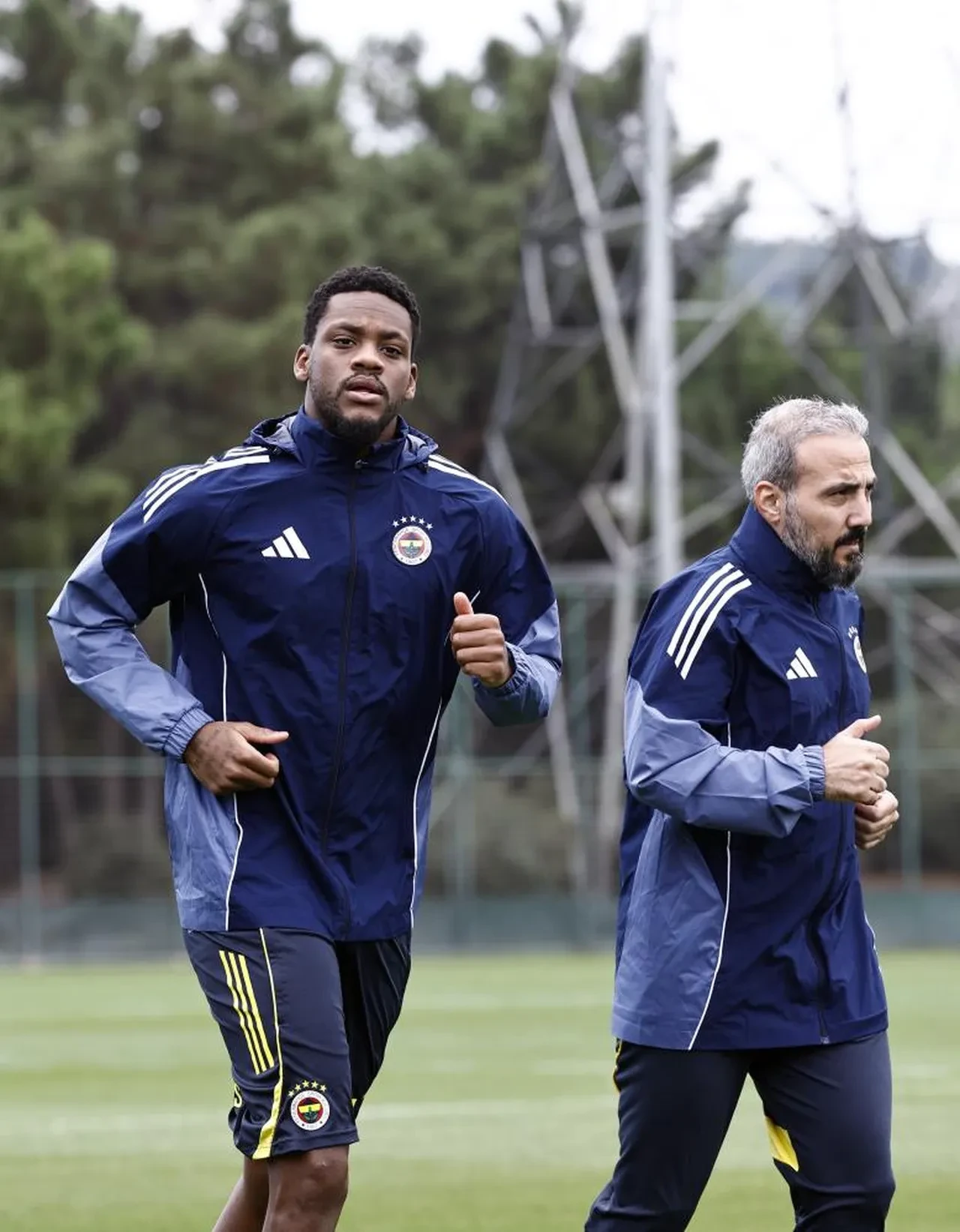 Sakatligi Yilan Hikayesine Donmustu Fenerbahcede Jhon Durandan Yeni Haber Var 3254577 202510081523 2