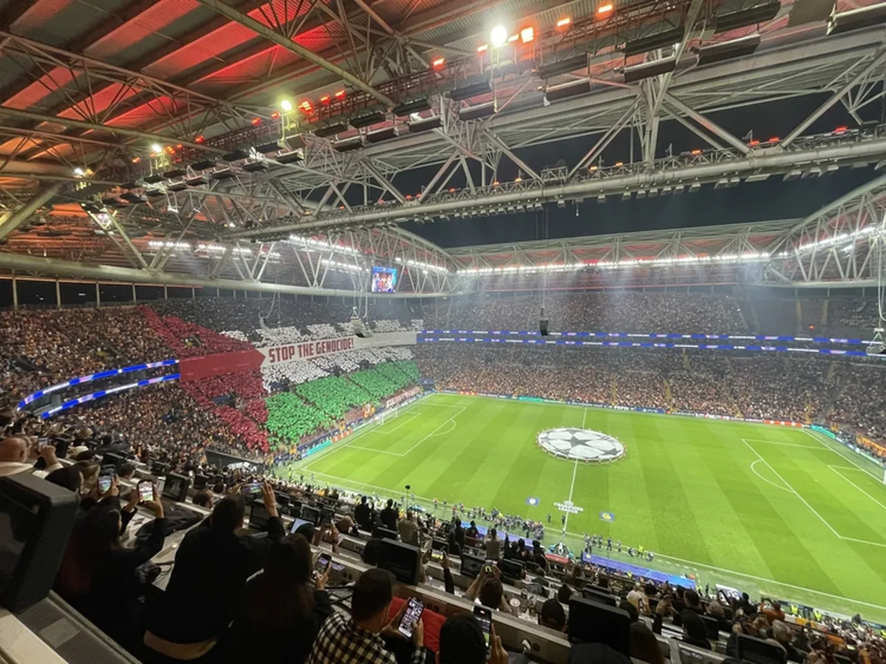 Uefadan Galatasaray Icin Tepki Ceken Karar Ozgur Filistin Pankartina Tahammul Edemedi 3258312 202510231217 3