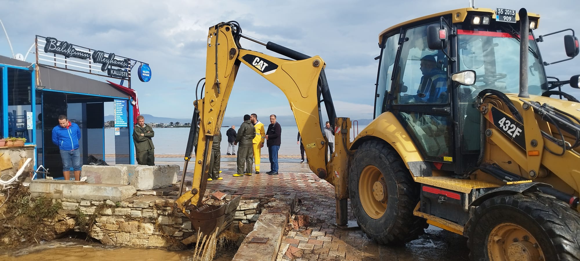 27.11.2025 611E106F 829B 439E Ae92 23C214A59Ade