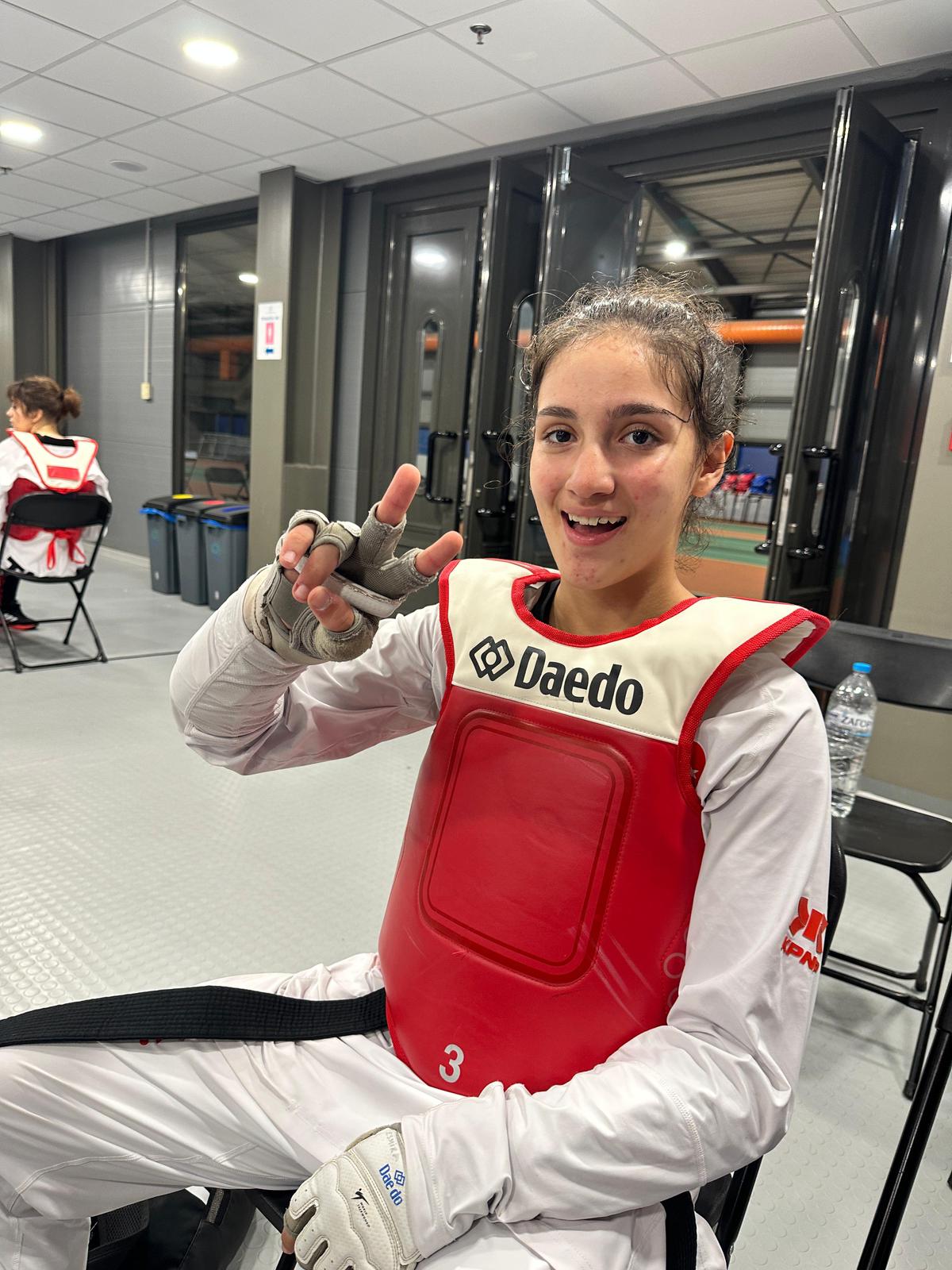 2D1944Eb 1Cb3 4028 Bfb6 898631A316Ab