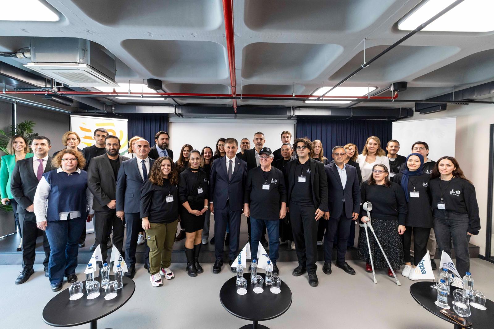 4.11.2025 A0F14Ad9 248D 43B5 8C1D 74D272Fff9A6