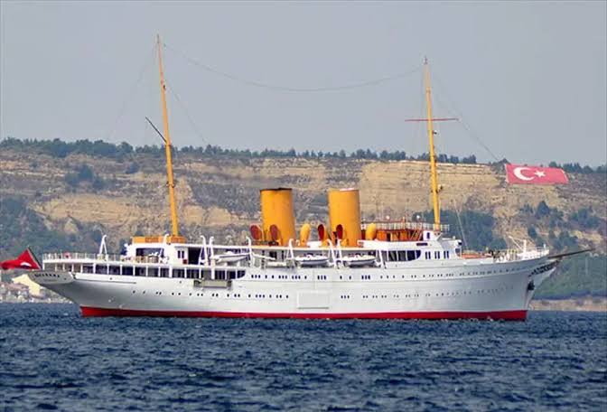 4983Bc64 8E73 4Ebf B923 584C10A47F01