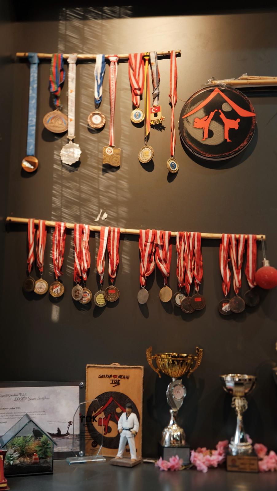 542569Dd 615B 400A 9B42 69818217Fea9-1