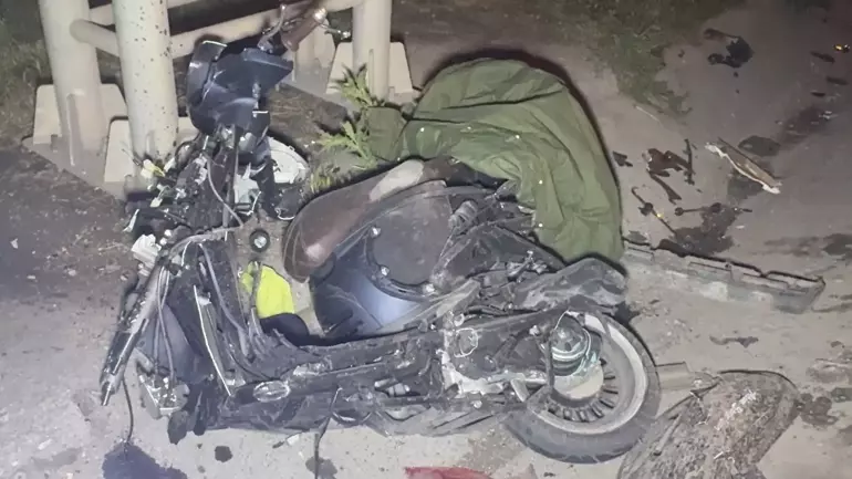 681E7A194F48E04Bf4D60F02