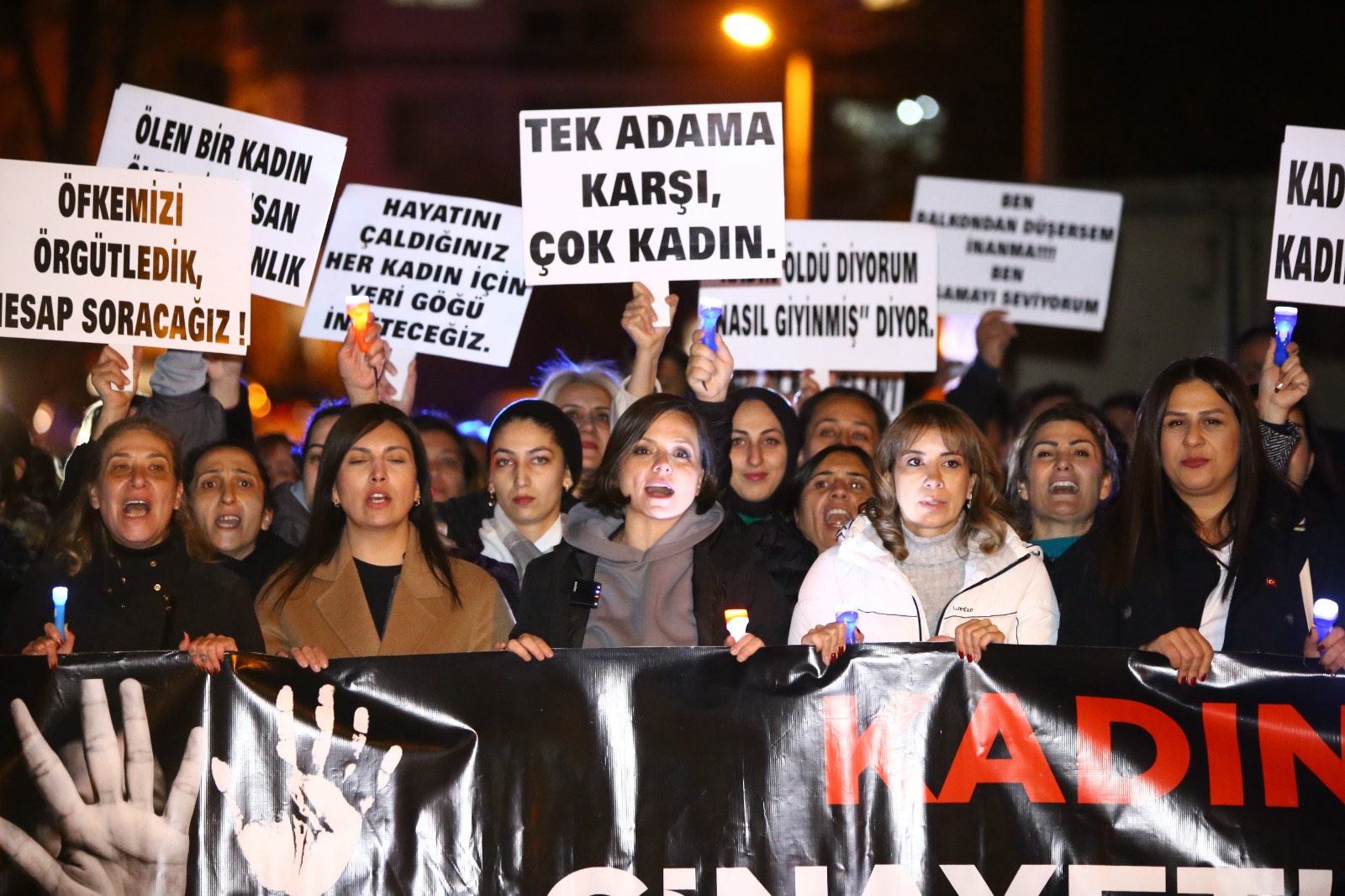 Başkan Kınay Kadına Şiddete Karşı 24 Saat Nöbette (3)