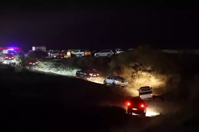 Dusen Ucagin Karakutusu Turkiye De 19247902 8833 M