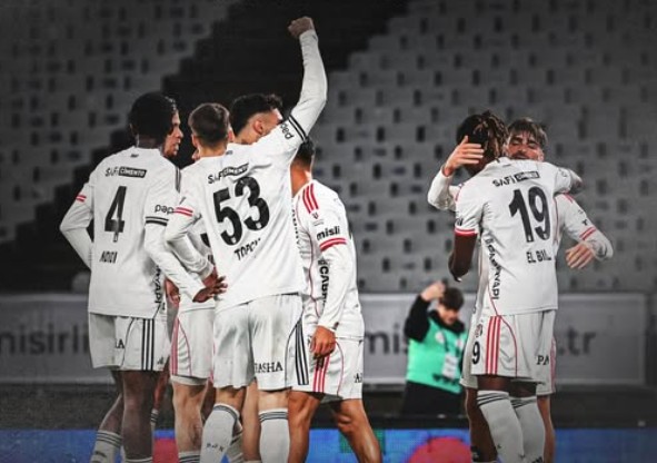 Ekran Görüntüsü 2025 11 30 231618