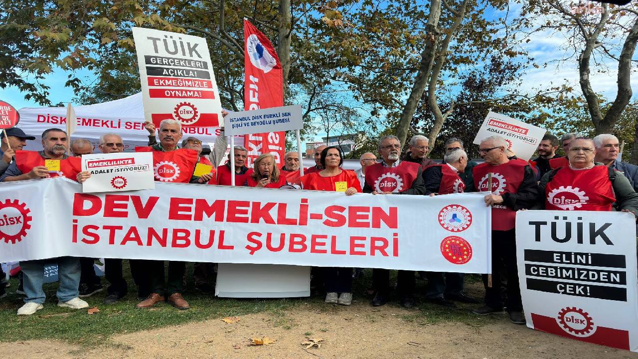 Gecinemeyen Emekliler Sokaga Cikti