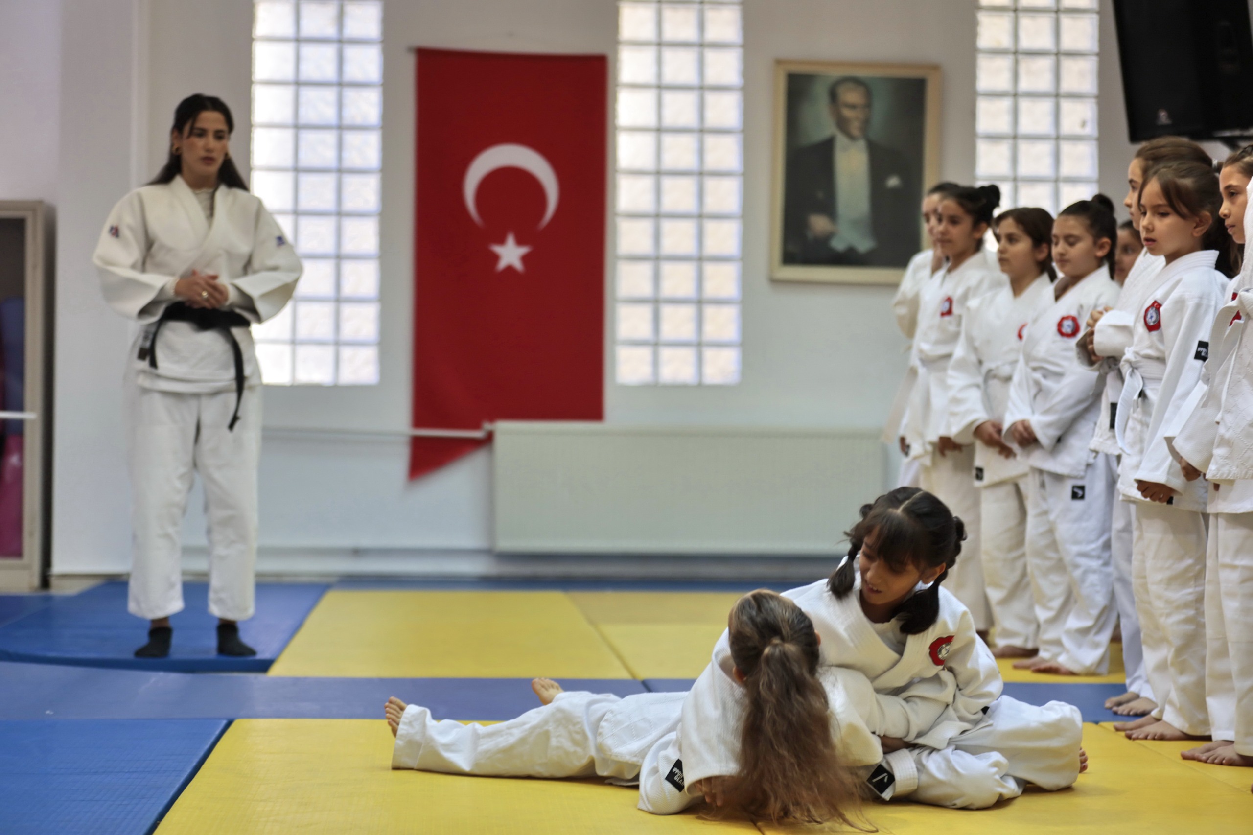 Geleceğin Judocuları Konak’ta Yetişiyor Sarı Kuşaklar Başkan Mutlu’dan (3)