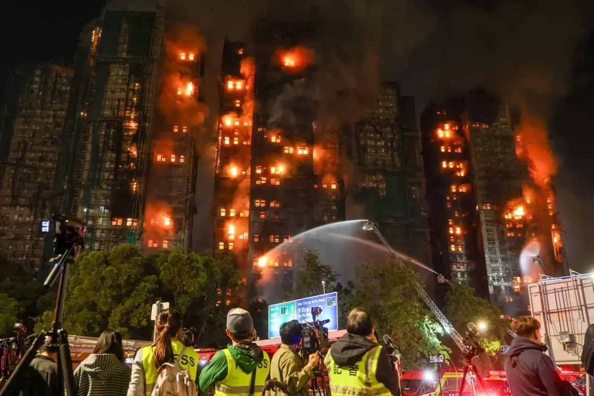 Hong Kong Daki Yanginda Can Kaybi Korkunc 19296050 6323 Amp-2