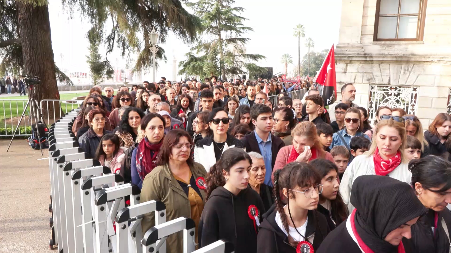 I S T A N B U L D O L M A B A H C E S A R A Y I N D A 10 K A S I 1008107 299013