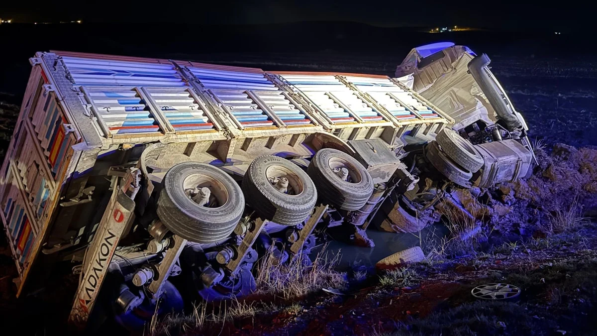 Kaza2Jpg Cd Xu Sg Cxo Uqofq Fqed Jl Ug