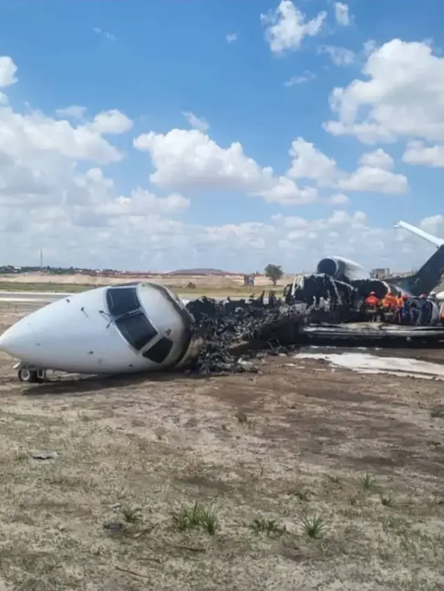 Kongo Da Bakan Ve Heyetini Tasiyan Ucak Pistten 19262813 6652 M