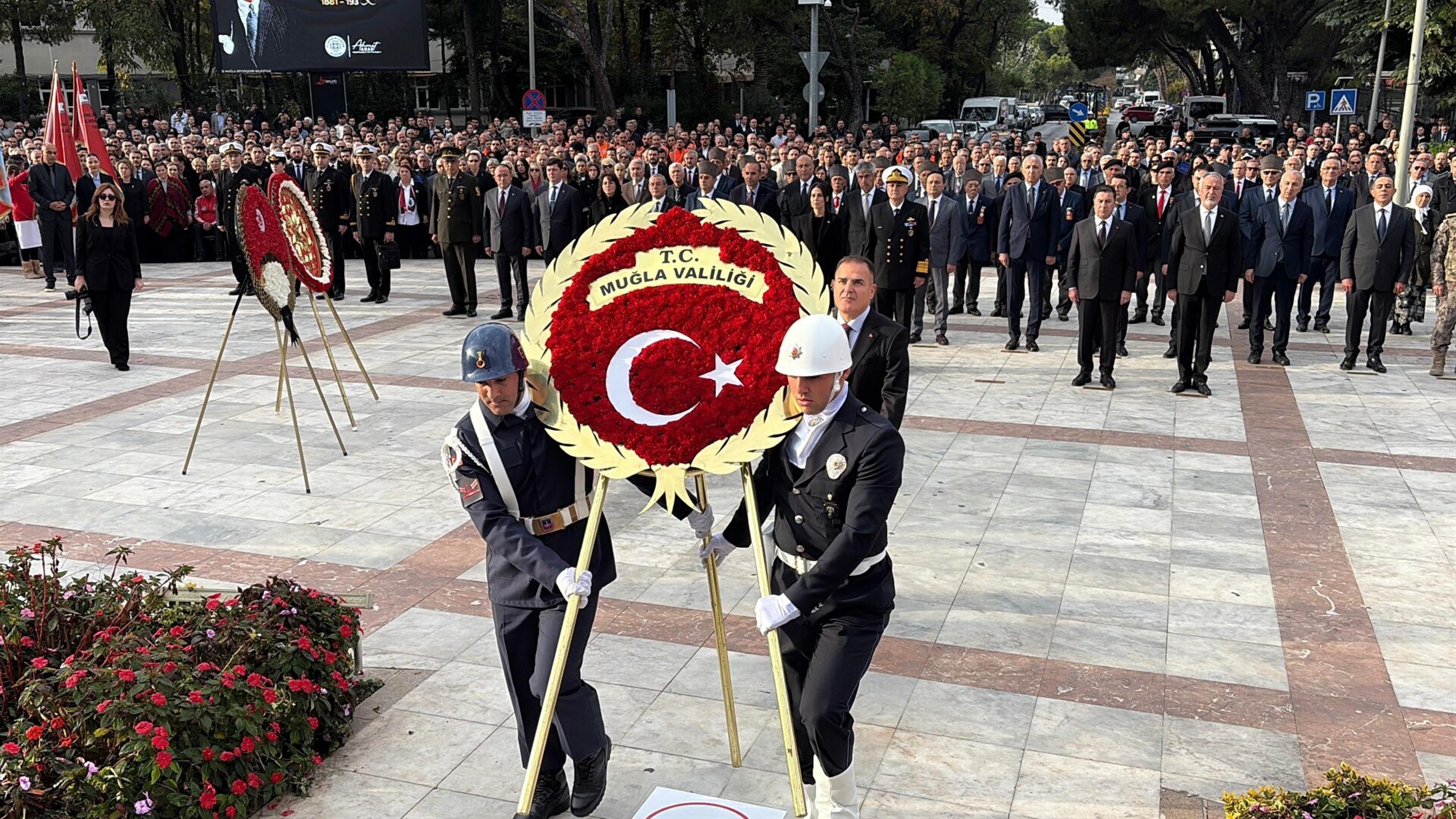 M U G L A A T A S I N I A N D I 1007566 298924