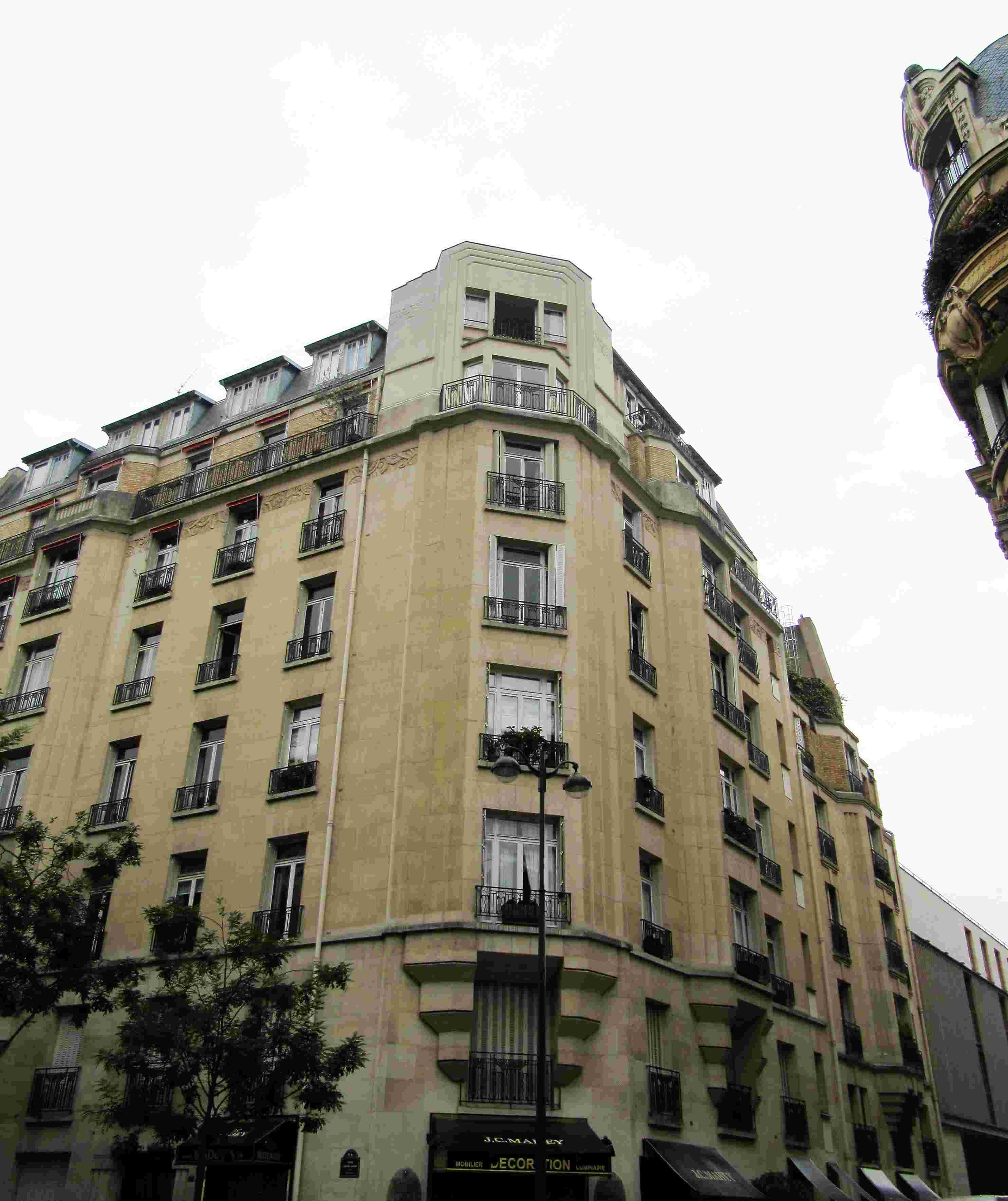 Peyami Safa Ile François Mauriac Bu Aprtmanda Buluşmuşlardı