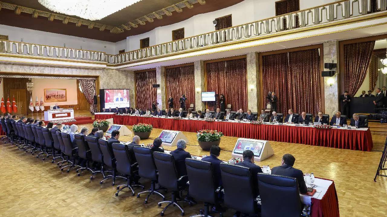 Surec Komisyonu Imrali Oylamasi Gundemiyle Cuma Gunu Toplanacak