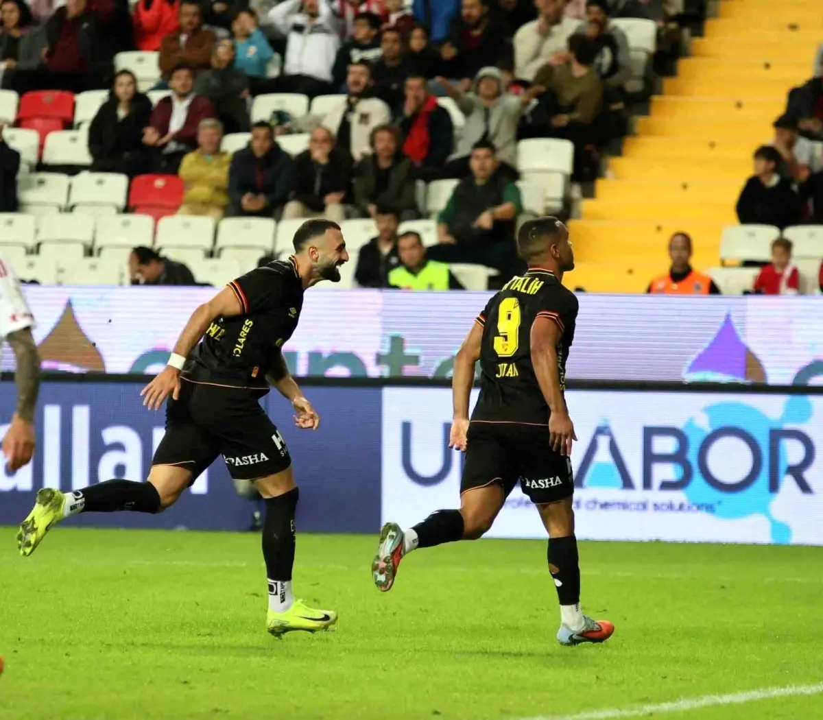 Trendyol Super Lig Antalyaspor 1 Goztepe 2 Ma 19308862 Amp