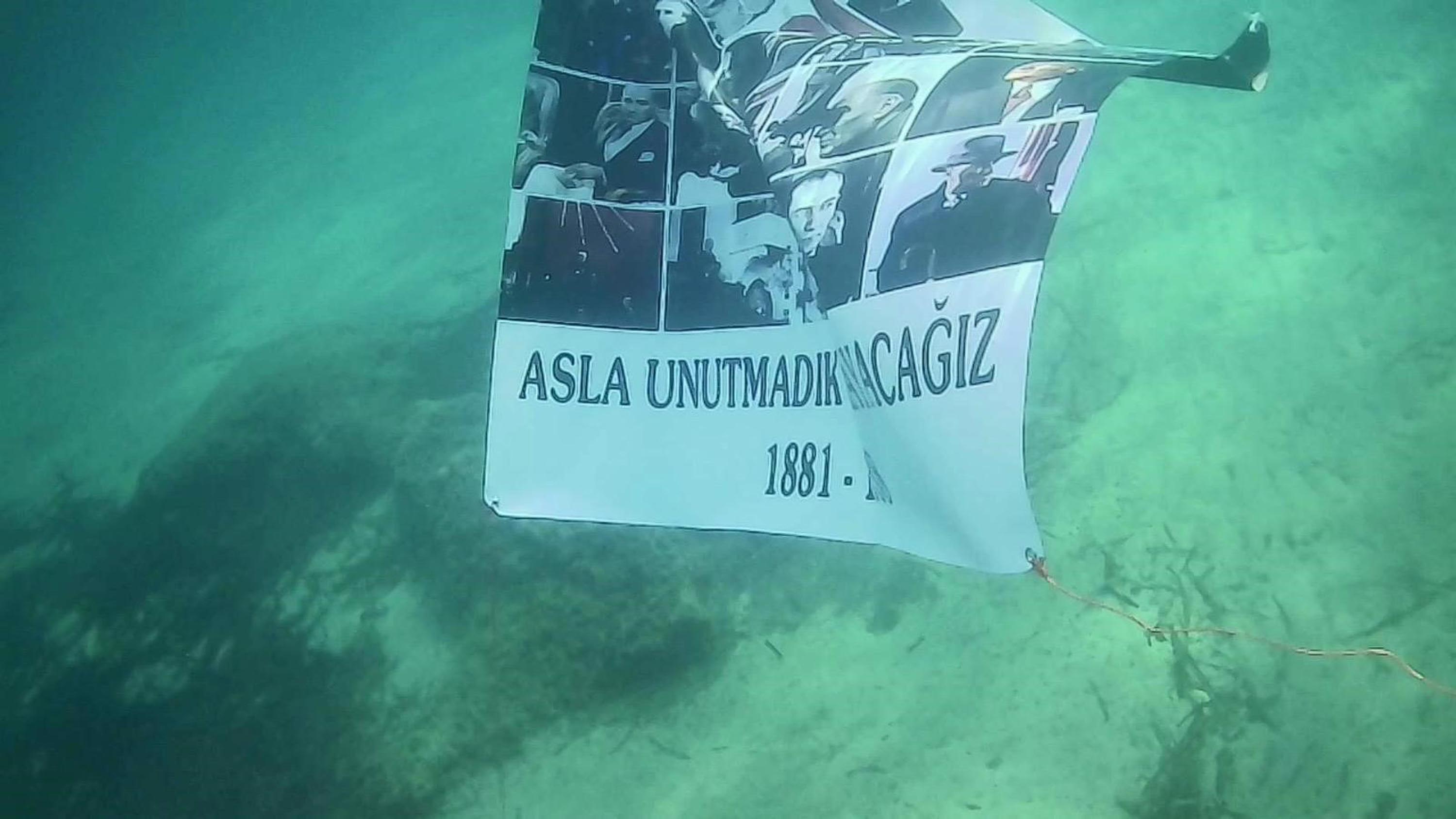 U L U O N D E R G A Z I M U S T A F A K E M A L A T A T U R K U S 1006079 298495